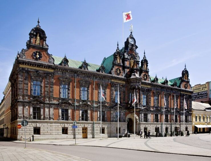 Copenhagen: Tour Across the Øresund Bridge to Lund and Malmö - Booking Information