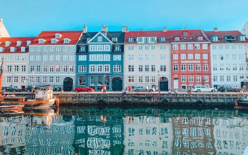 Copenhagen Tour in Spanish - Discover Copenhagen in a Few Hours: A Practical Tour in Spanish