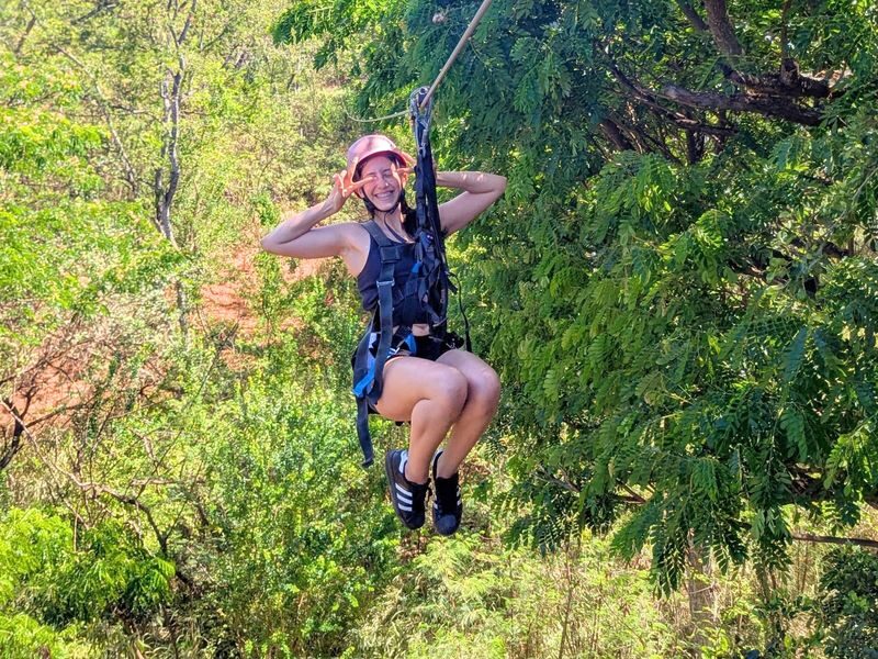 Coral Crater 6-Zipline Tour in Oahu - What two hours buys you
