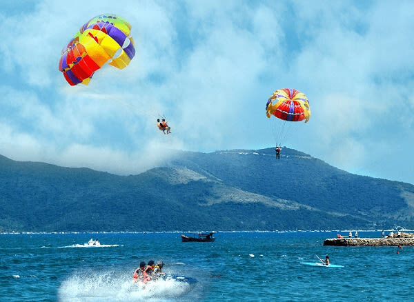 Coral Reef, Fishing Village, and Tranh Beach Tour from Nha Trang - A morning pickup, then out across the bay