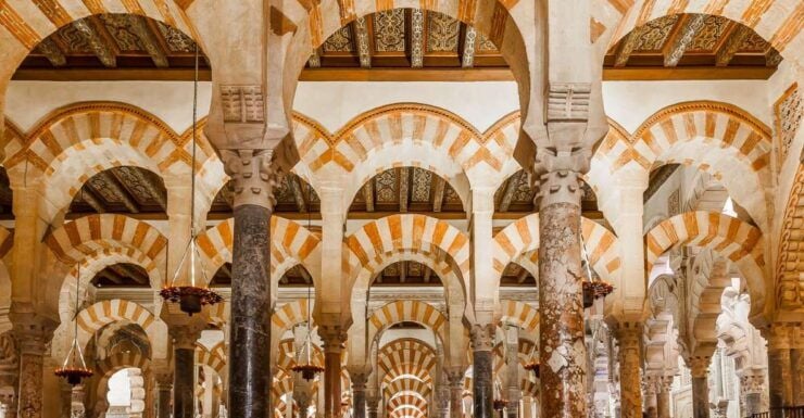 Córdoba: 2-Hour Private Mosque & Jewish Quarter Tour - Tour Duration & Language Options