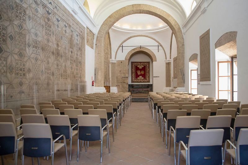 Cordoba City, Alcazar of the Christian Monarchs Tour - What this package does, and what it does not