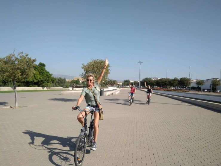 Córdoba Daily Highlights Bike Tour - Booking Information for the Bike Tour