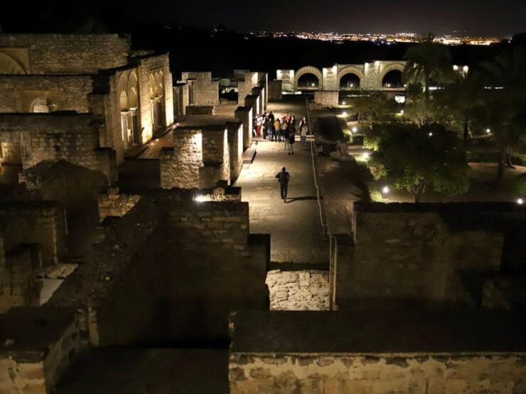 Cordoba: Guided Tour of Medina Azahara at Night - Experience Highlights