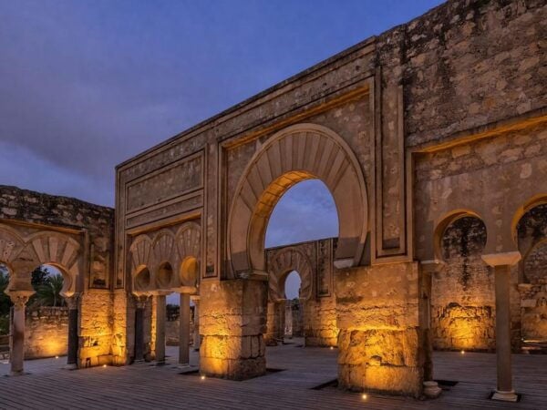 Cordoba: Guided Tour of Medina Azahara at Night - Tour Booking and Cancellation