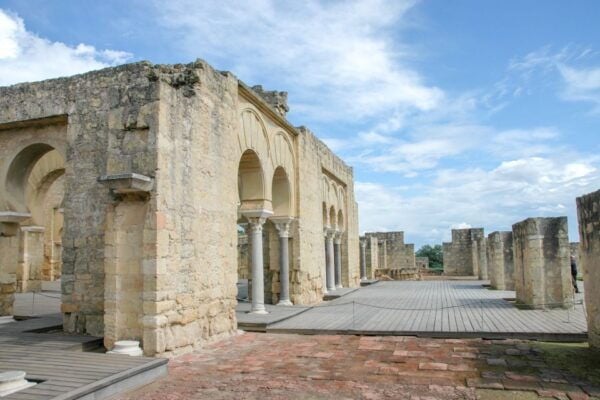 Córdoba: Medina Azahara 3-Hour Guided Tour - Included Services