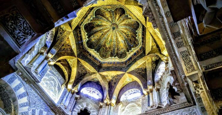 Córdoba: Mosque-Cathedral & Alcazar Guided Tour - Tour Highlights