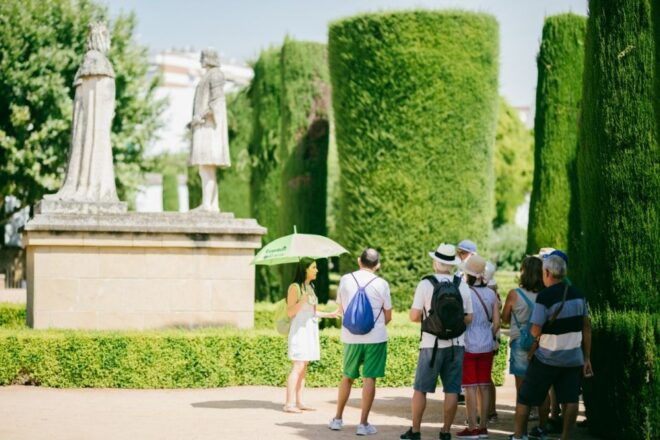 Córdoba: Mosque-Cathedral & Alcazar Guided Tour - Architectural Wonders