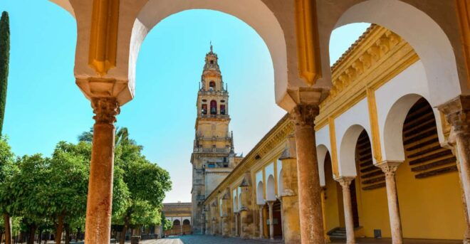 Cordoba Mosque-Cathedral: Skip-the-Line Guided Tour - Multilingual Live Tour Guide and Wheelchair Accessibility