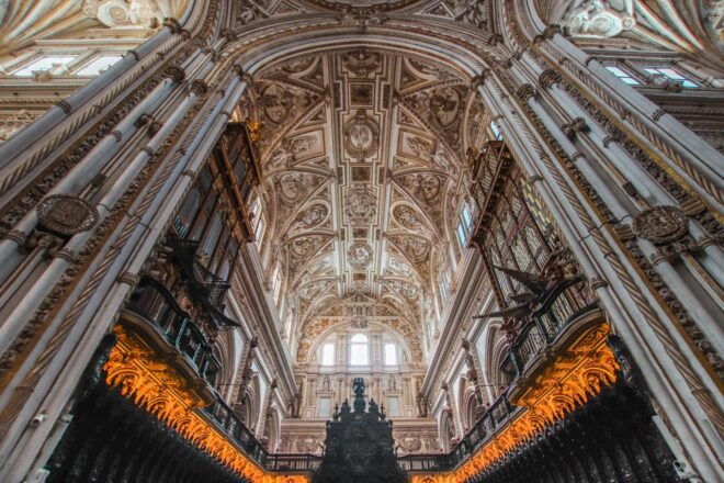 Cordoba Mosque-Cathedral: Skip-the-Line Guided Tour - Explore the Mosque-Cathedral With an Art Historian