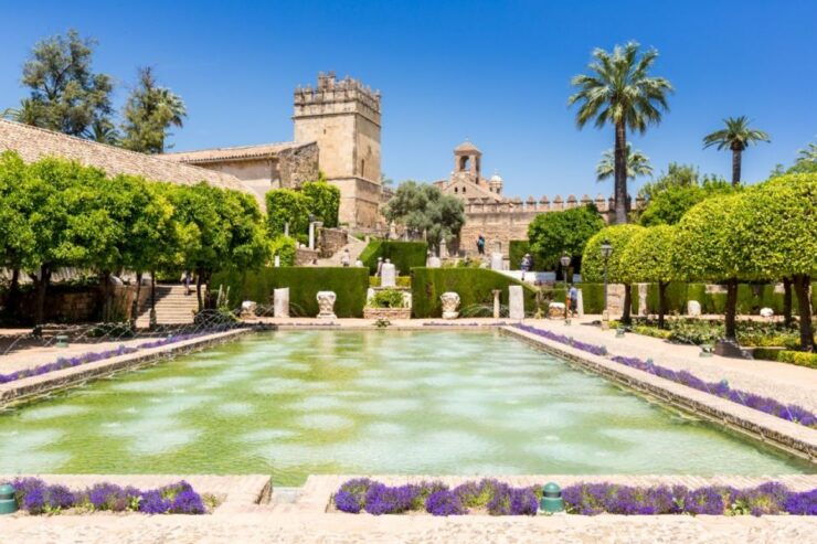 Córdoba Mosque, Jewish Quarter and Alcázar 3-Hour Tour - Skip-the-Line Access and Multilingual Guides