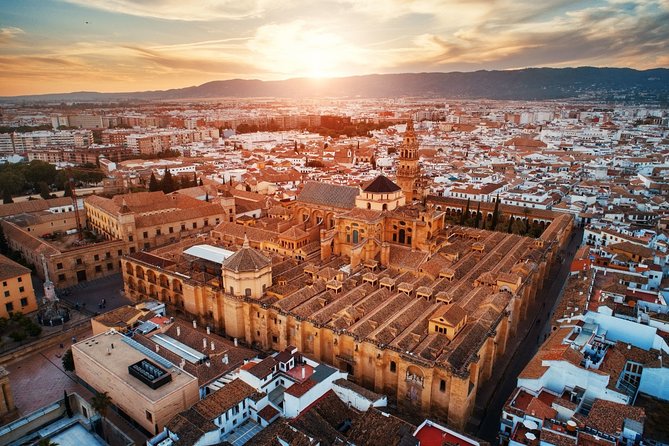 Cordoba Mosque & Jewish Quarter Guided Tour With Tickets - Visit to the Jewish Quarter
