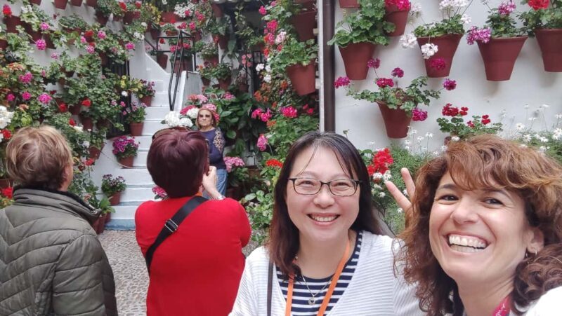 Córdoba Patio Competition: A unique experience of flowers and tradition. - A Deep Dive into the Córdoba Patio Tour