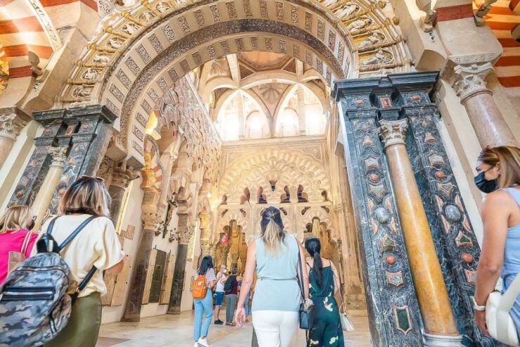Córdoba: Skip-the-Ticket-Line Mosque-Cathedral Guided Tour - Experience