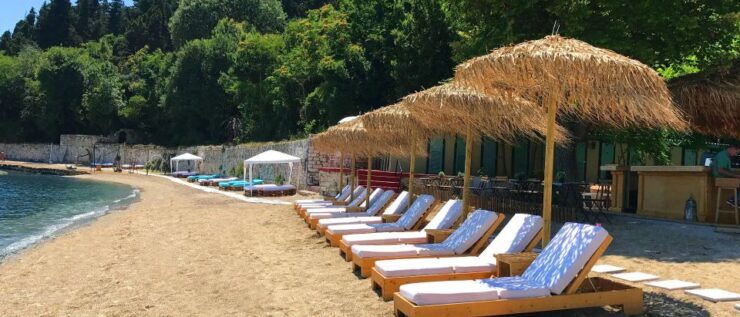 Corfu: Achilleon Palace and Kanoni Private Tour - Activity Experience