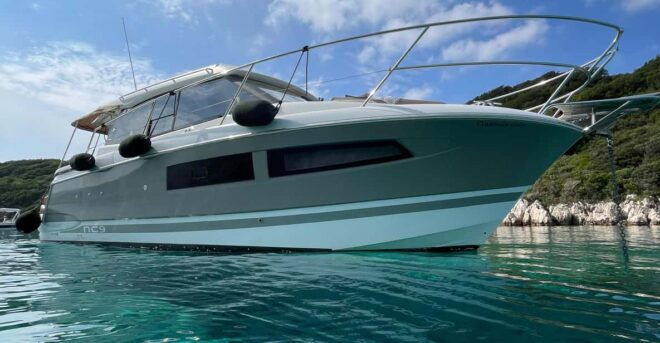Corfu : Private Motor-Yacht Cruise With Corfu Town Views - Onboard Experience