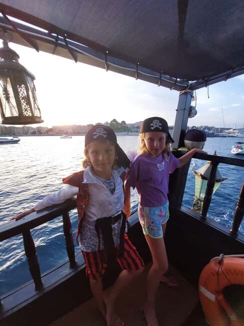 Corfu Town: 75 min. Pirate Ship Cruise around Corfu town - Practical Details and Tips