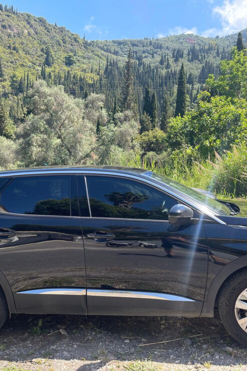 Corfu:Shared Transfer From Corfu Airport to the Hotel by SUV - Experience and Comfort