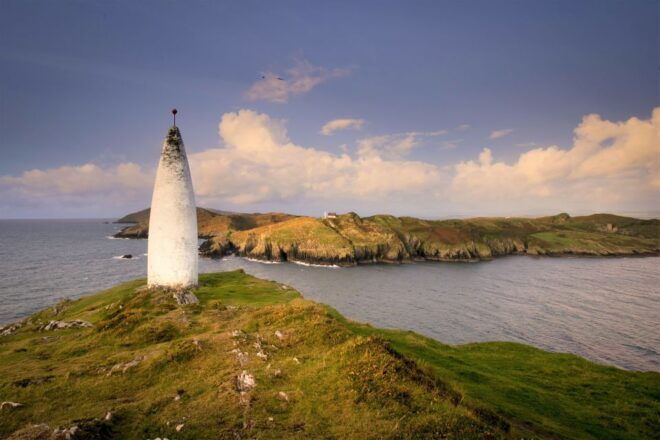 Cork: Fastnet Rock Lighthouse and Cape Clear Island Tour - Fastnet Rock Lighthouse Experience
