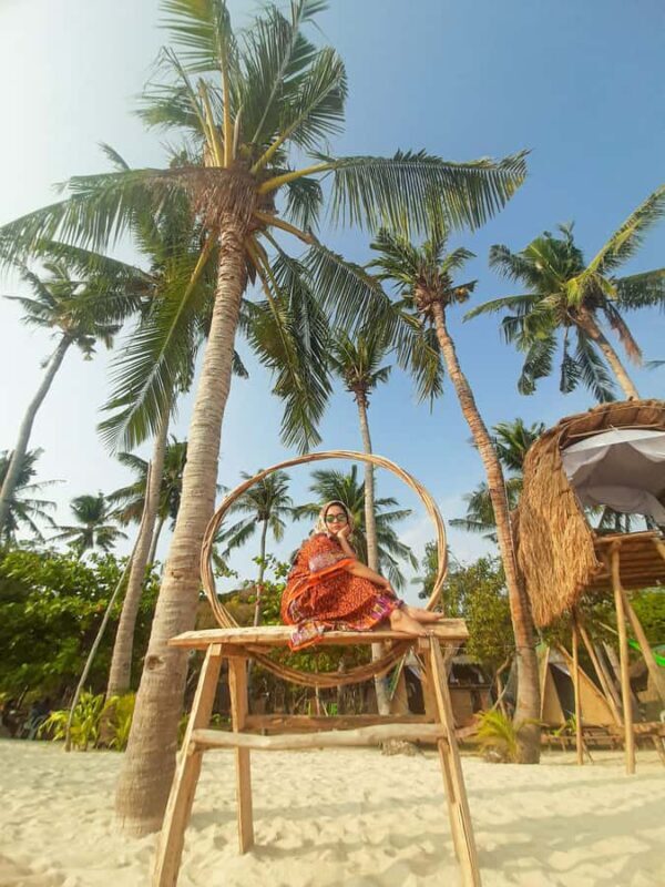 Coron: 2-Day Guided Overnight Island Stay with Meals - An In-Depth Look at the Experience