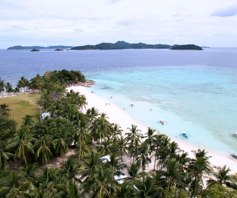 Coron Island Escapade Malcapuya (2 White Sand Island and 1 Sandbar) - A full day for three far-flung island stops