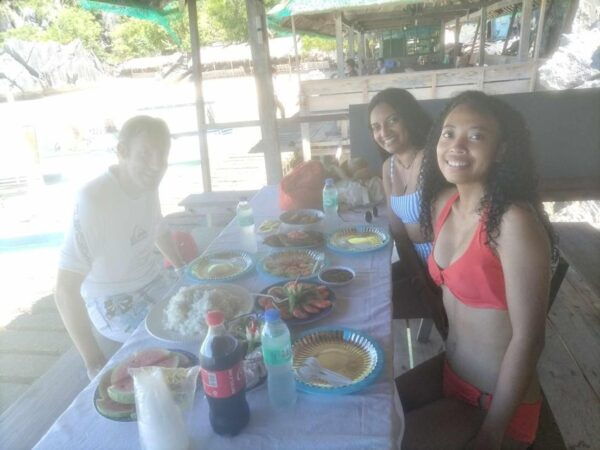 Coron: Reef and Wrecks Tour - Full Day W/ Buffet Lunch - Common Questions