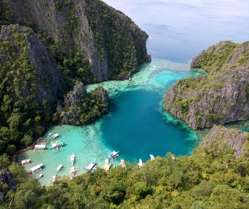 Coron Super Ultimate Day Tour with Shipwreck - A day among Coron’s lakes and reefs