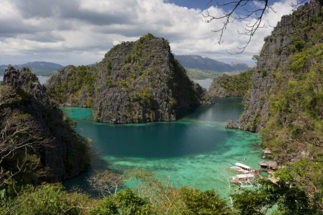 Coron Tour A: Kayangan Lake & Quin Reef Tour With Lunch - Location and Details