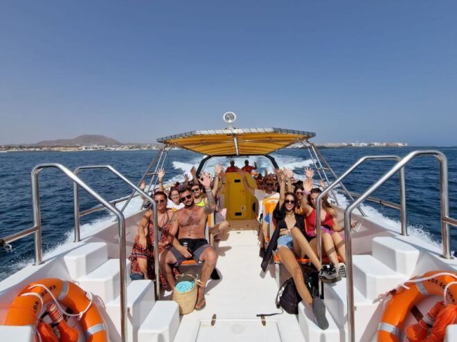 Corralejo: Isla De Lobos Fast Ferry Roundtrip Ticket - Additional Information and Location Details