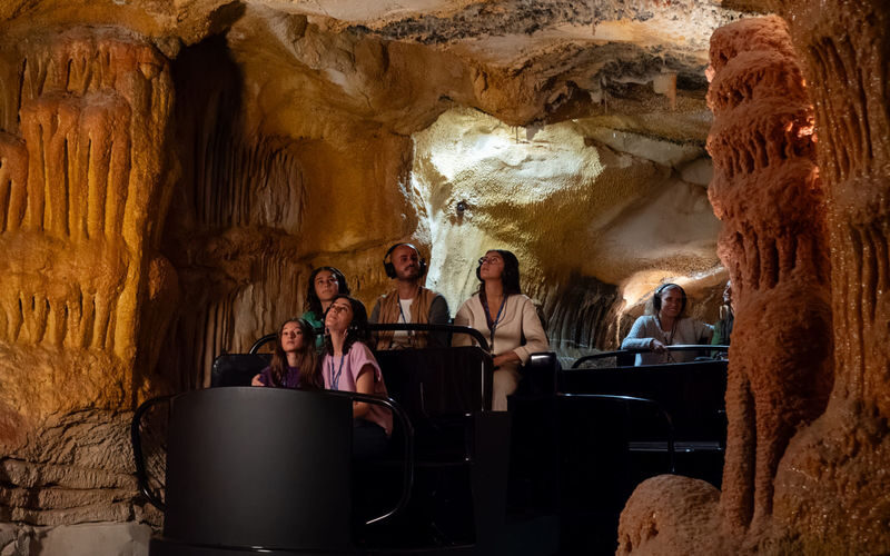 Cosquer Cave Ticket in Marseille - Reading the paintings, handprints and rock