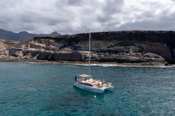 Costa Adeje: Catamaran Tour, Snorkelling, Snacks & Drinks - Cancellation Policy