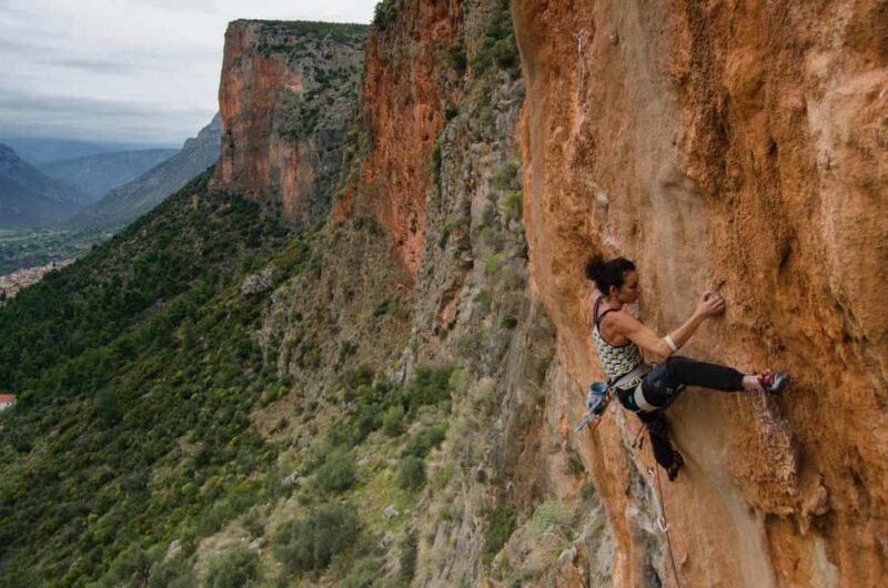 Costa Blanca: 7-Day Rock Climbing Adventure - Accommodation and Facilities  