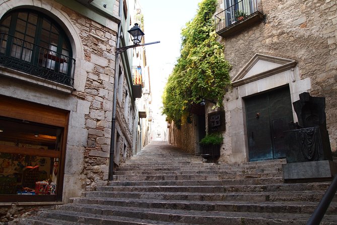 Costa Brava and Girona Small Group Easy Hike From Barcelona - Sights to See in Girona: Jewish Quarter and Cathedral