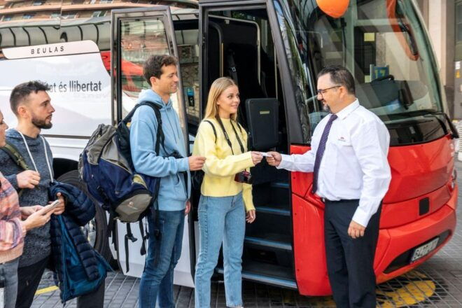 Costa Brava: Barcelona Panoramic Highlights Tour - Customer Feedback