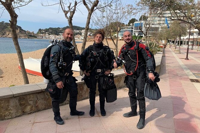 Costa Brava: Try Scuba Diving Tour, Food Experience and a Visit to Tossa De Mar - Local Food Overlooking Beach