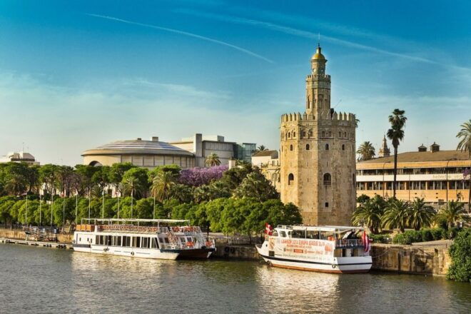 Costa Del Sol: Sevilla With Guided Tour of the Cathedral - Duration and Languages