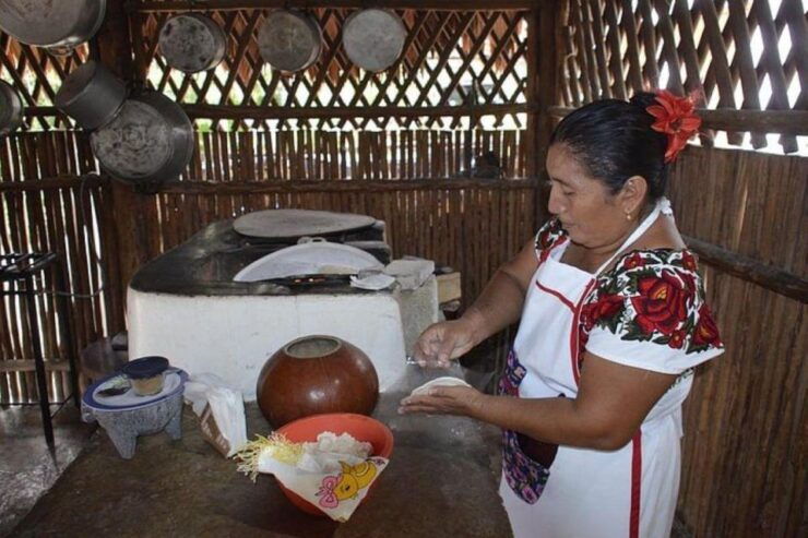Costa Maya: Bacalar Seven Color Lagoon and Mayan Experience - Indulge in Authentic Mayan Cuisine
