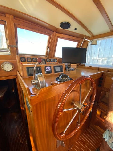 COSTA SMERALDA WITH 15 METERS VINTAGE SAILBOAT WITH APERITIF - Pricing and Reservation