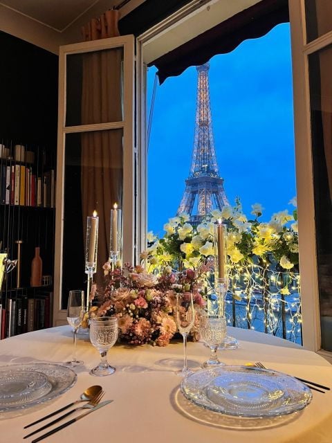 Cosy Private Romantic Dinner in Front of the Eiffel Tower - Activity Details