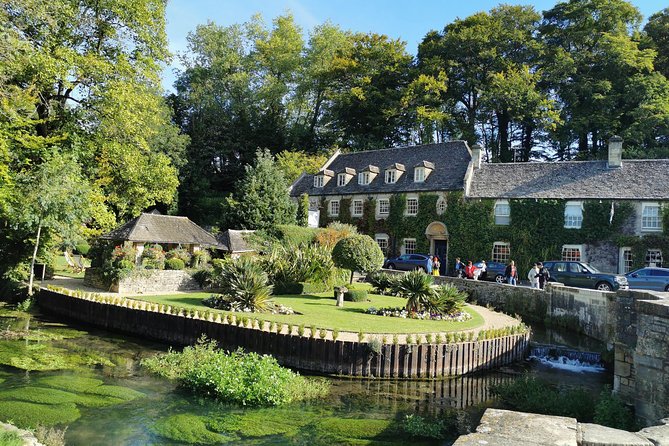 Cotswold and Oxford Private Group Day Tour From Watford - Tour Details