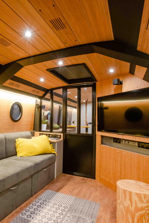 COUDES to COUDES Nomadic Space in the South of France - Key Points