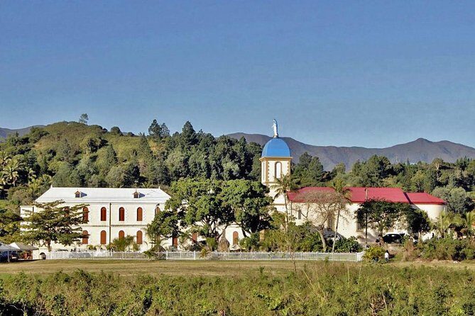 Country Tour (2h30) included Tjibaou Cultural Center & Church - Ouen Toro Hill: The Best Viewpoint