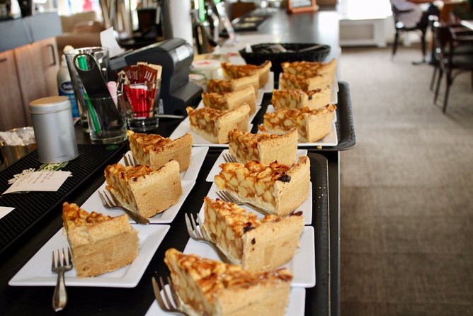 Countryside Cheese & Clogs Bike Tour - Inclusions