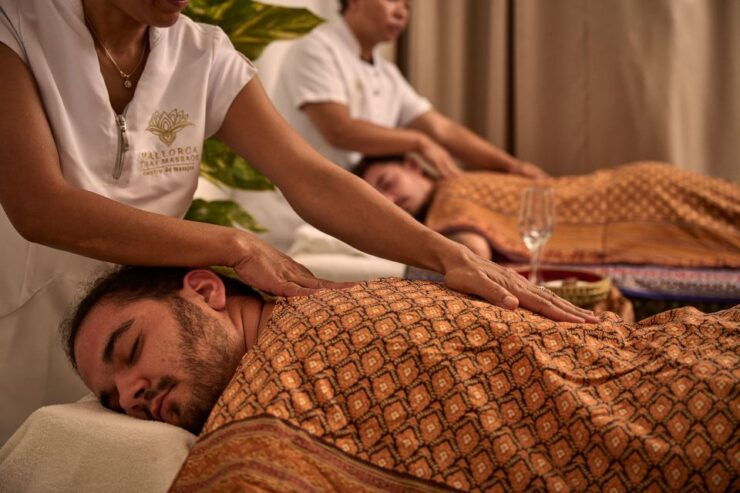 Couples' Massage - Service Description
