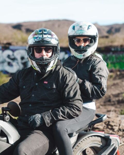 Couples Private Unforgettable Guided Tour to Red Rock Canyon - Safety Guidelines