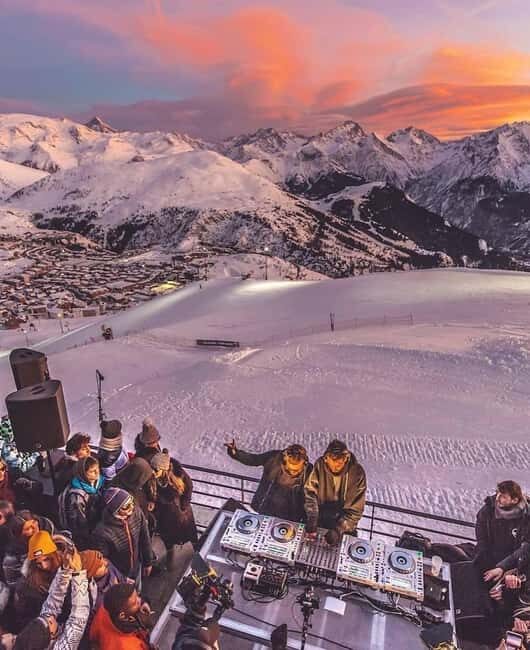 Courchevel Après-Ski Insider: Reserved Table & Party Guide - Good To Know