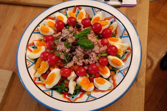 Cours De Cuisine Privé Français Dans Une Maison Locale À Nice (Après-Midi) - Common Questions