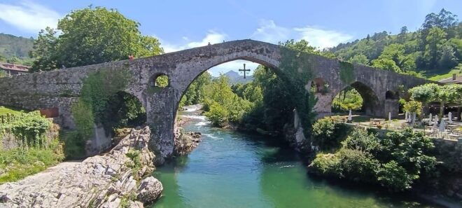 Covadonga and Historical Centers of Cangas De Onís and Lastres - Discovering Lastres
