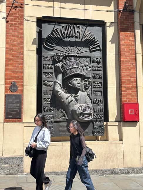 Covent Garden Tour; ghosts and theaters with tarot cards at the end - Good To Know