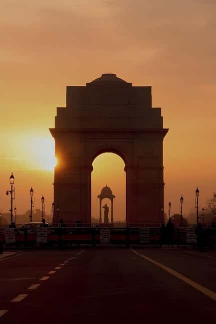 Cover Delhi in a Day: Private Guided Tour with 9 place visit - Good To Know